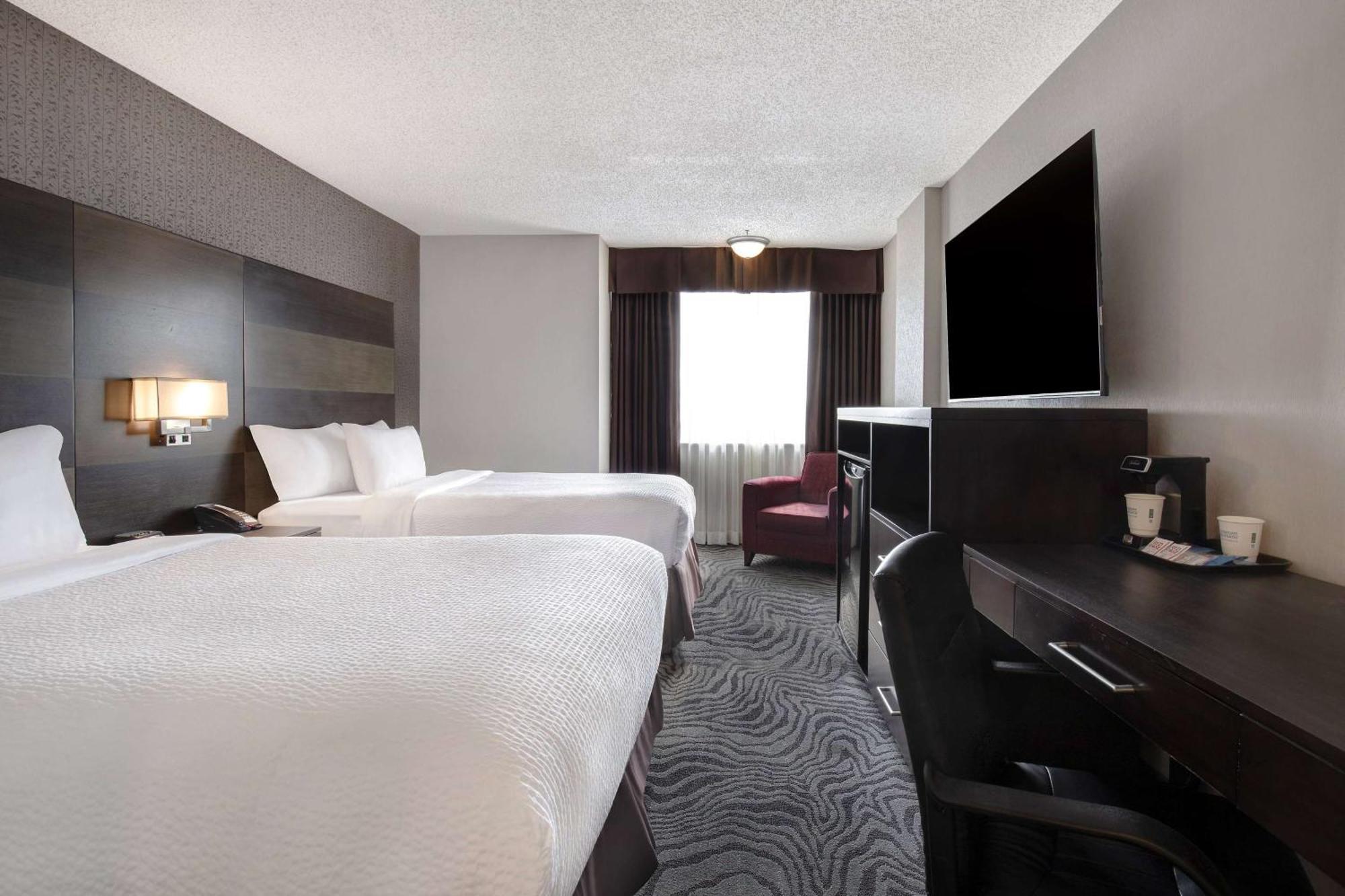 Hotel Days By Wyndham South 3*