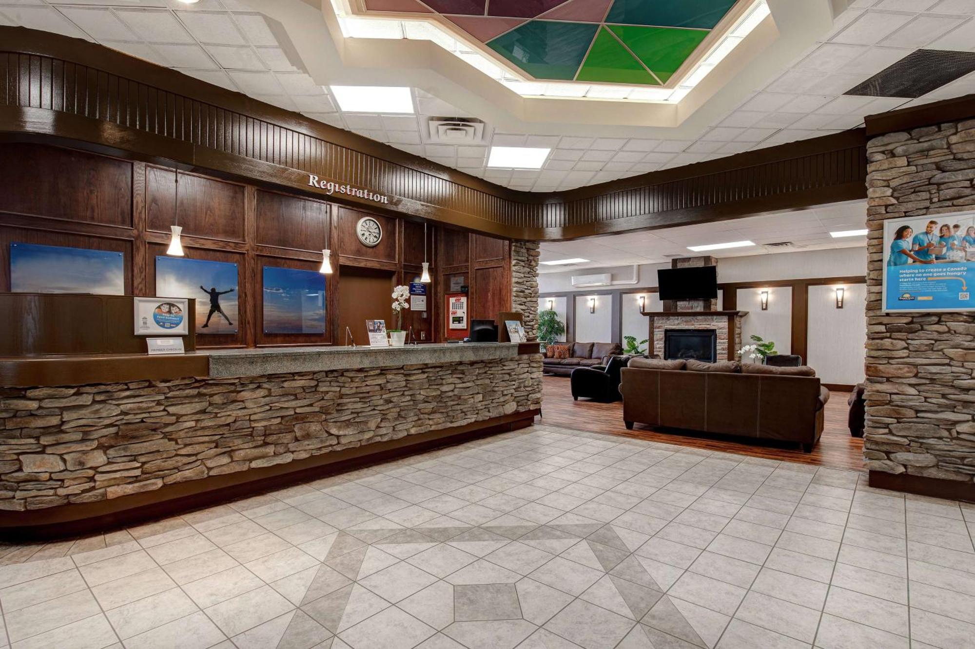 Hotel Days By Wyndham South Calgary